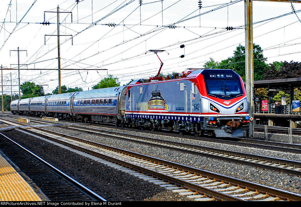 Amtrak 642 on Train #670